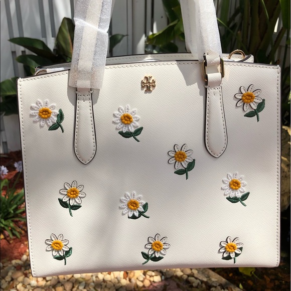 tory burch daisy purse